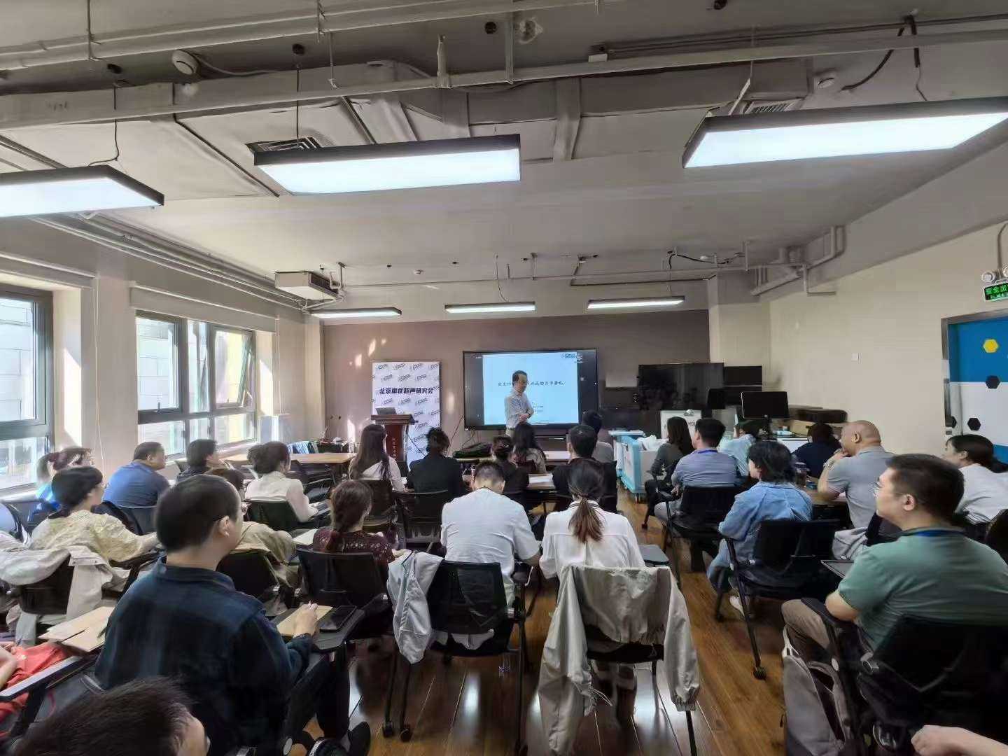 会讯|基于高分辨率数据的重症可视化多模态监测应用培训班（第二期）成功举办